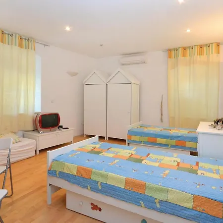 Drmate Milicica Vi Hvar Town