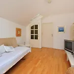 Drmate Milicica Vi Vikendica