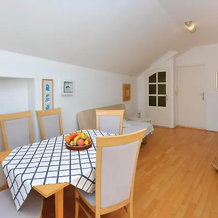Amazing In Hvar With Kitchen Holiday home *