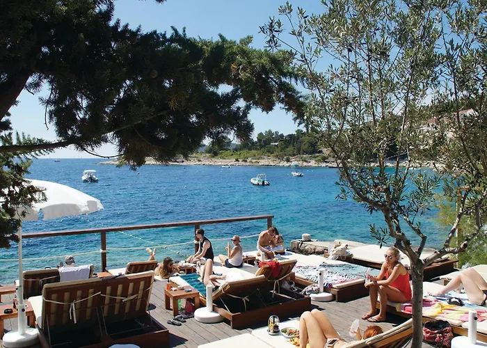 Drmate Milicica Vi * Hvar Town